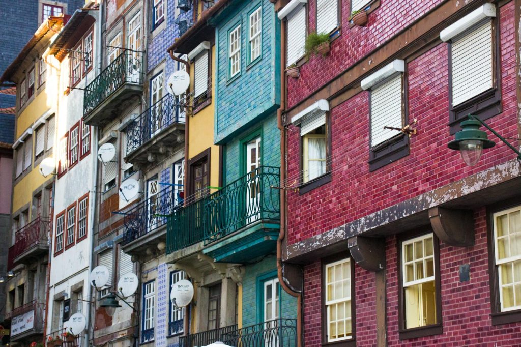 multicolored multi story buildings